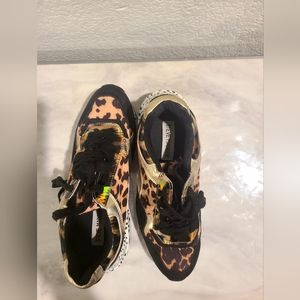 Steve madden animal print sneakers